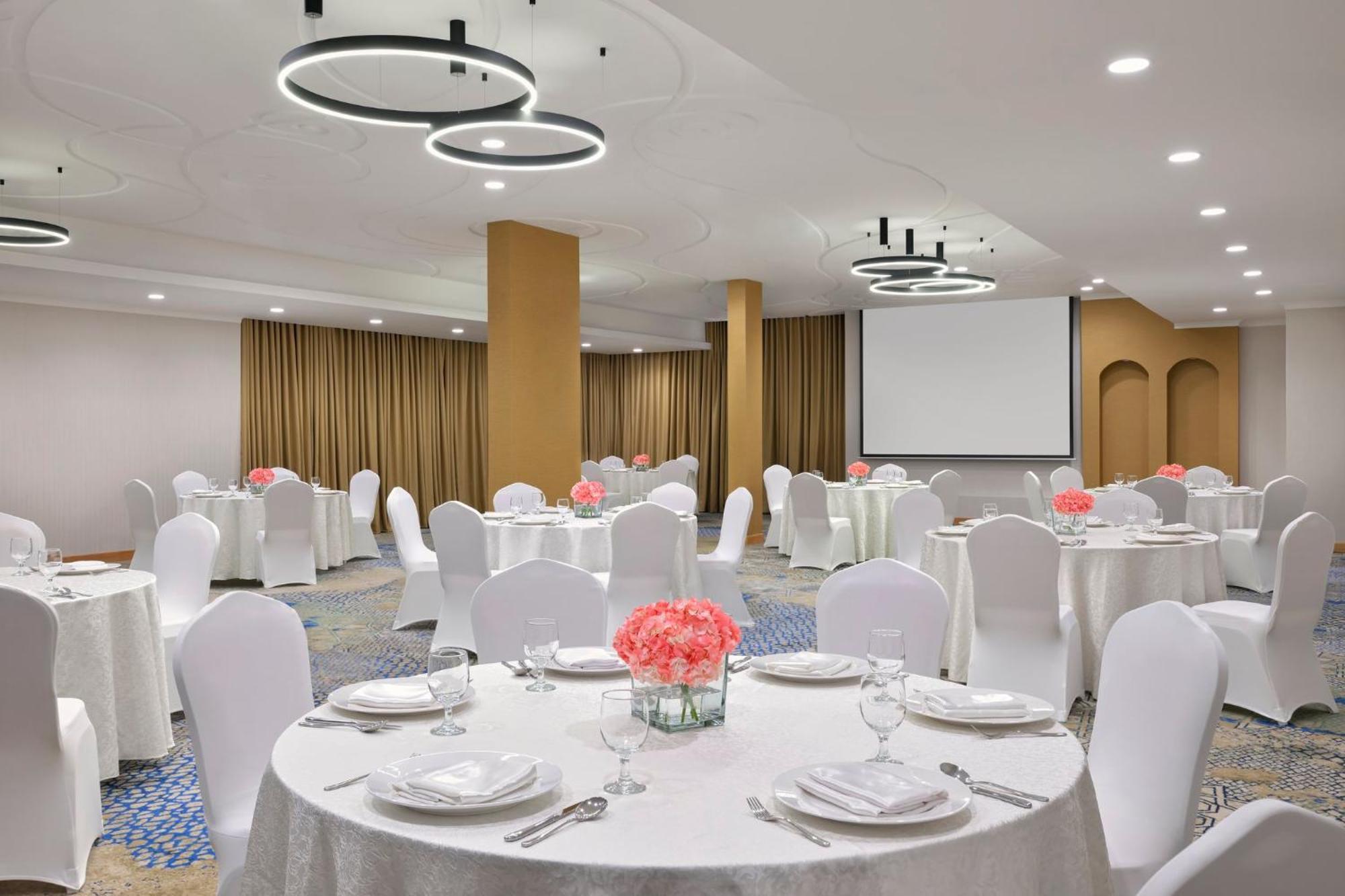 Holiday Inn Jeddah Corniche By Ihg Екстер'єр фото